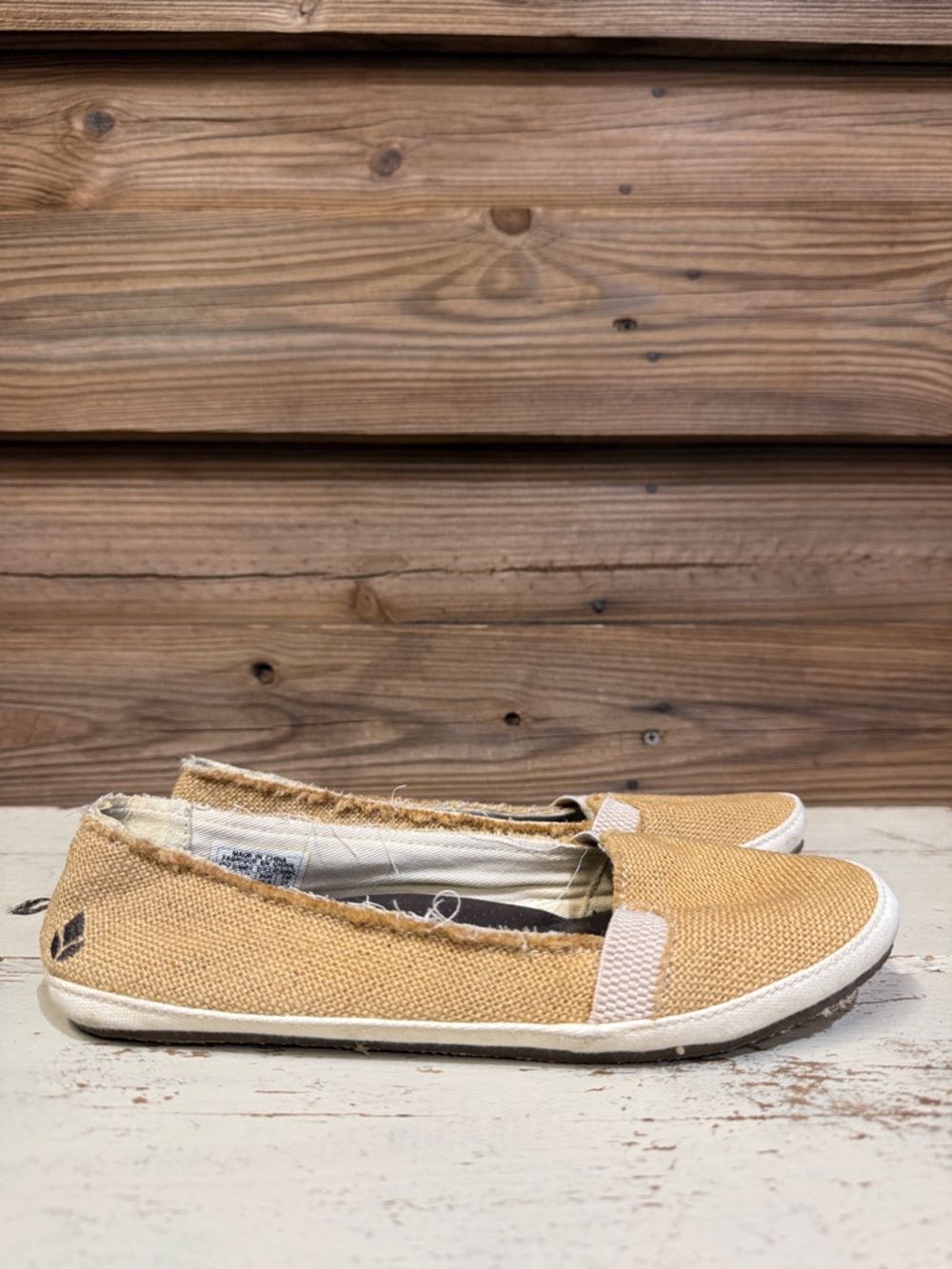 Reef ‘Summer’ Canvas Slip-Ons